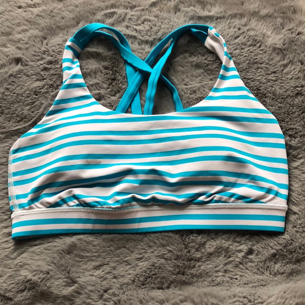 Lululemon sports bra